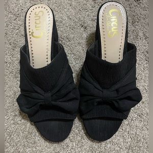 Women’s dress shoes